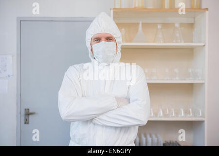 Scientific Researcher looking at camera with arms crossed Banque D'Images