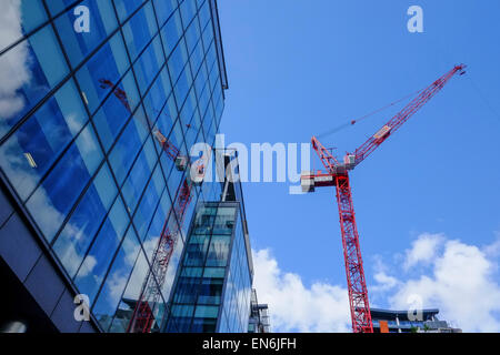 Manchester UK : immeubles de bureaux modernes dans le centre-ville de Manchester avec un développement en cours Banque D'Images