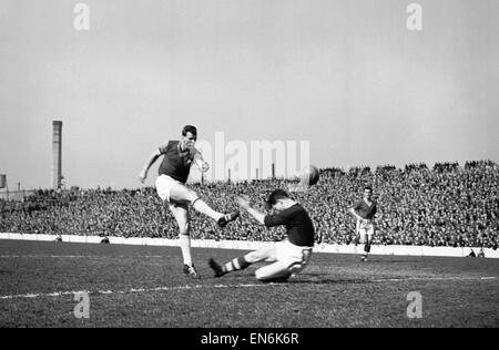 Division Two. 0 Cardiff c. West Ham 3 12 avril 1958 Banque D'Images