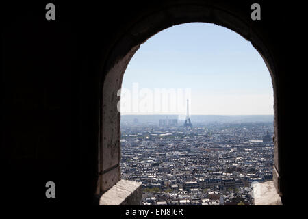 Vue sur la Tour Eiffel du Sacré-Cœur Banque D'Images