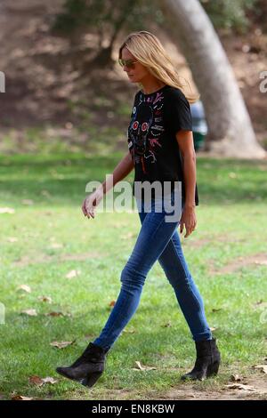 Heidi Klum prend ses enfants à la pratique de soccer comprend : Heidi Klum Où : Los Angeles, California, United States Quand : 25 Oct 2014 Banque D'Images