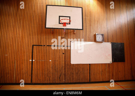 Avril 2008 - Old School Gym, passé son meilleur prêt pour la rénovation. Banque D'Images