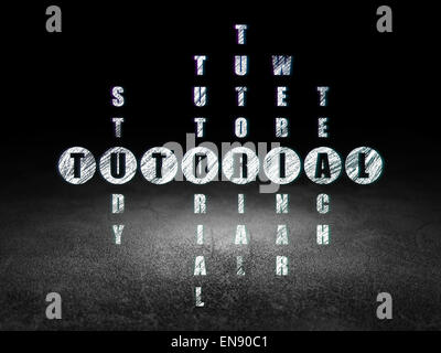 Concept de l'éducation : word tutoriel pour résoudre des mots croisés Banque D'Images