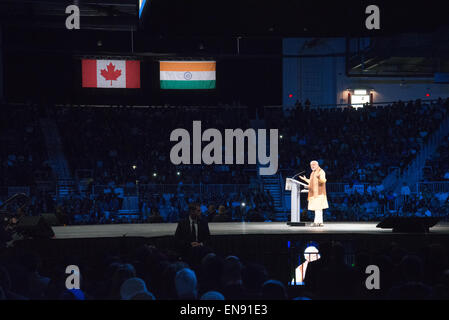 TORONTO, ONTARIO/CANADA - Mercredi 15 avril 2015:le Premier Ministre indien Narendra Modi a reçu des acclamations et des applaudissements au cours de sa Banque D'Images