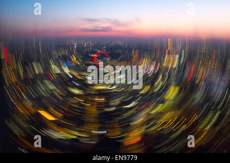 La vue de Londres au crépuscule du Shard à l'ouest vers le London eye Banque D'Images