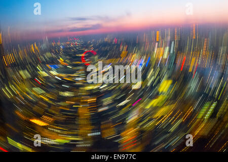 La vue de Londres au crépuscule du Shard à l'ouest vers le London eye Banque D'Images