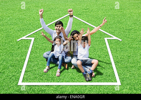 Les parents et enfants amusement park Banque D'Images