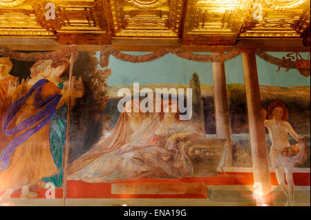 Peinture murale dans Hochzeitsturm, Centre d'Art Noveau sur Mathildenhoehe, Darmstadt, Allemagne Banque D'Images