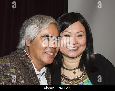 Fichier. Apr 30, 2015. La guerre du Vietnam, également connu sous le nom de la Deuxième Guerre d'Indochine, et aussi connu au Vietnam comme une résistance guerre contre l'Amérique ou simplement la guerre américaine, était un proxy de la guerre-froide guerre qui s'est produite au Vietnam, Laos et Cambodge de novembre 1955 à la chute de Saigon le 30 avril 1975. Sur la photo : le 22 octobre 2014 - Los Angeles, Californie, États-Unis - Kim Phuc Phan Thi, comme l'enfant représenté dans la photographie d'un prix Pulitzer, ''La terreur de la guerre'' ou ''Napalm Girl'' prises par Nick Ut, photographe de l'Associated Press lors de la guerre du Vietnam, parle aux élèves de l'école à propos de Westridge Banque D'Images