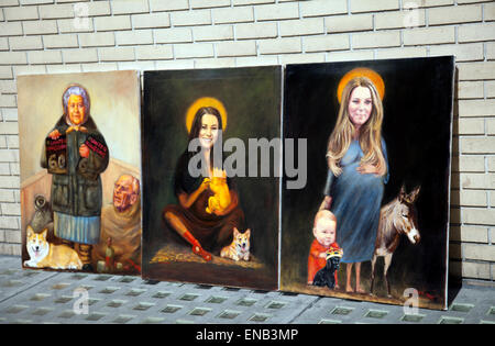 St Mary's Hospital, Londres, Royaume-Uni. 1er mai 2015. En attente d 'Arrivée' du bébé royal après avoir suspendu les paris - Peintures de 'Kaya Mar' placée contre mur de l'Hôpital Credit : M.Sobreira/Alamy Live News Banque D'Images