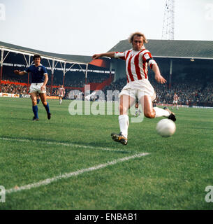 Stoke City v Ipswich. Jimmy Greenhoff photographiez. 15 septembre 1970. Banque D'Images