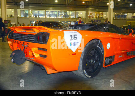 Moscow Tuning Show 2015. Saleen Orange Banque D'Images