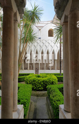 Paradise cloître, Duomo di Sant Andrea, Amalfi, Italie. Banque D'Images