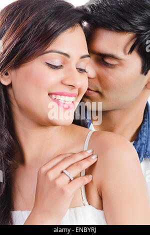 2 Couples mariés Romance indienne Banque D'Images
