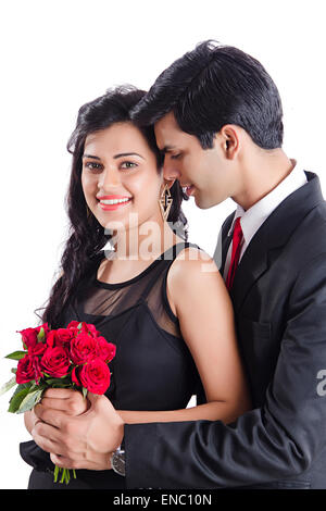 2 Indian business Couple proposant la Saint-Valentin Banque D'Images