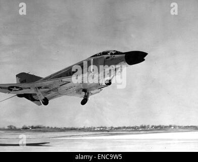 F-4B à F-110A McDonnell Douglas Banque D'Images