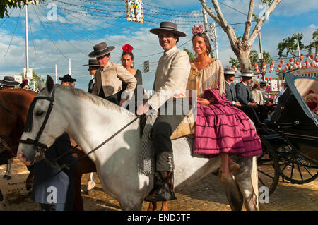 Foire d'avril, les gens de l'équitation, Séville, Andalousie, Espagne, Europe Banque D'Images