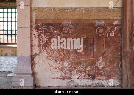 Motif peint à la main sur le mur à l'ex-Hacienda Jaral de Berrio en Mexique Banque D'Images