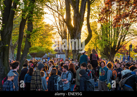 Rassemblement du Premier mai, Grandview Park, Commercial Drive, Vancouver, Colombie-Britannique, Canada. Banque D'Images