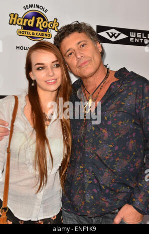 La première au sosie d'Hard Rock Live ! Dans le Seminole Hard Rock Hotel & Casino comprend : Lyda Loudon,Steven Bauer Où : Hollywood, Florida, United States Quand : 29 Oct 2014 Banque D'Images