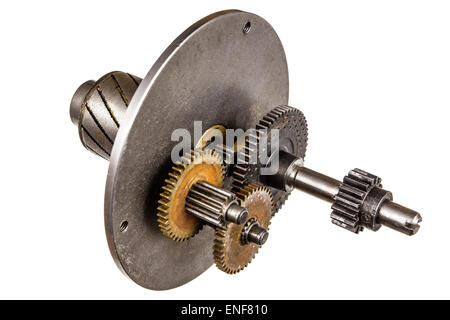 Roues d'engrenages de moteur réducteur, isolé sur fond blanc Banque D'Images