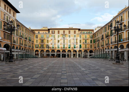 Plaza Major dans la matin, Palma de Mallorca, Majorque, Îles Baléares, Espagne Banque D'Images