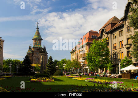 La Roumanie, de l'architecture, Timisoara, l'Europe, vieille, monument, tourisme, bâtiment, ville, voyage, ville, extérieur, parc, gens, carré, Banque D'Images