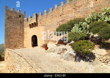 La forteresse Castell de Capdepera, Mallorca, Espagne. RI-51-0008396 Banque D'Images