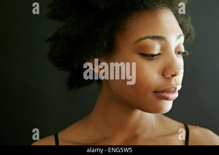 Close up of smiling black woman Banque D'Images