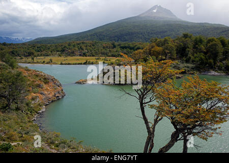 Rivière Lapataia Parc National Terre de Feu argentine Banque D'Images