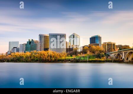 Rosslyn, Arlington, Virginia, USA ville sur la Rivière Potomac. Banque D'Images