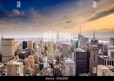 La ville de New York, USA célèbre skyline sur Manhattan. Banque D'Images