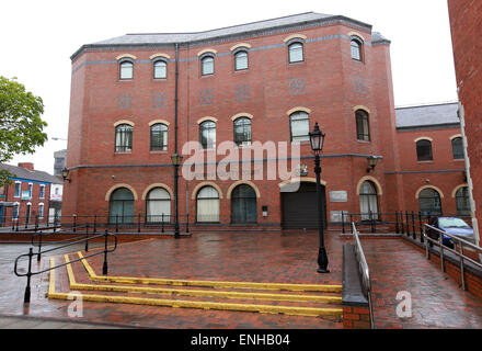 La couronne extérieure Cour Grimsby Banque D'Images