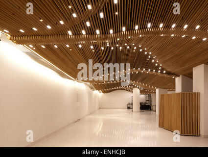 Hall de l'événement. Tote Bandra Restaurant, Mumbai, Inde. Architecte : SP +A, 2015. Banque D'Images