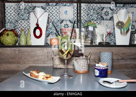 Prosecco cocktail dans un buffet apéritif Banque D'Images