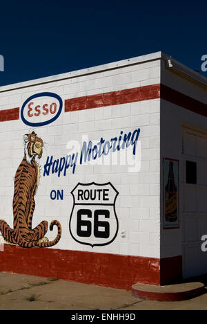 Station service Esso restauré Tucumcari New Mexico USA Banque D'Images