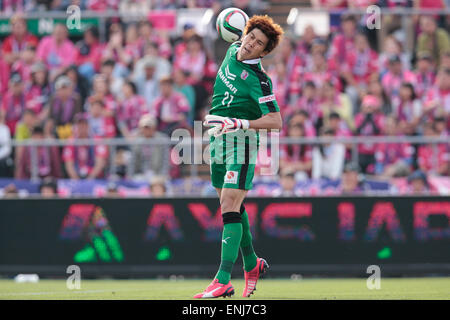 KINCHO Stadium, Osaka, Japon. 6 mai, 2015. Jin Kim Hyeon (Cerezo), 6 mai 2015 - Football : 2015 Football /Ligue J2 mstch entre Cerezo Osaka 1-2 Jubilo Iwata à KINCHO Stadium, Osaka, Japon. © AFLO SPORT/Alamy Live News Banque D'Images