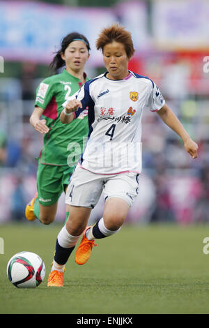 Champ d'Ajinomoto Nishigaoka, Tokyo, Japon. 6 mai, 2015. Asuna Tanaka (AINC), 6 mai 2015 - Football : Football /Plenus Nadeshiko League entre 2015 NTV Beleza 2-1 INAC LEONESSA, KOBE à Ajinomoto Domaine Nishigaoka, Tokyo, Japon. © Yusuke Nakanishi/AFLO SPORT/Alamy Live News Banque D'Images