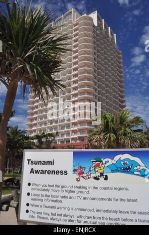 L'Okinawa, Japon, panneaux pour le tsunami Banque D'Images