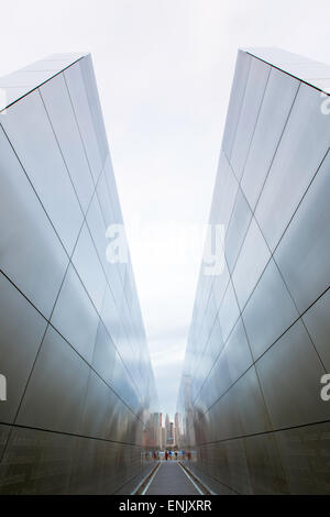 Le Mémorial Empty Sky pour les victimes dans la région de Liberty State Park, New Jersey, l'État de New York, États-Unis d'Amérique Banque D'Images