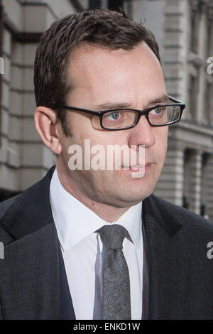 L'ancien numéro 10 et porte-parole de l'éditeur de l'actualité du monde Andy Coulson apparaît à l'Old Bailey pour le piratage téléphonique procès. Banque D'Images