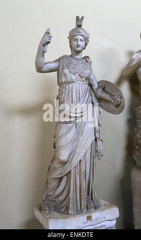 Statue d'Athéna. De la Villa de Cassio, près de Tivoli, Italie. 1er siècle copie d'annonce du 3e siècle avant J.-C. te d'origine hellénique. Banque D'Images