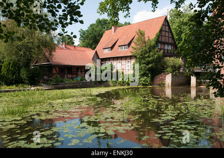 Wassermuehle Alte, Kloster, Wienhausen Niedersachsen, Deutschland | Ancien moulin à eau, l'abbaye de Wienhausen, Basse-Saxe, Allemagne Banque D'Images