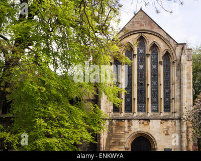 La cathédrale de York Bibliothèque dans l'ancien Palais Deans Park York Yorkshire Angleterre Banque D'Images