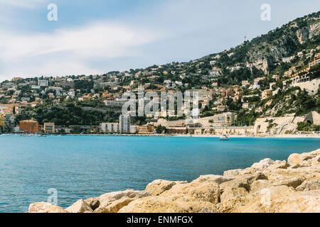 Vue sur Ville et port, Villefranche-Sur-Mer, Alpes-Maritimes, Provence-Alpes-Côte d'Azur, France Banque D'Images