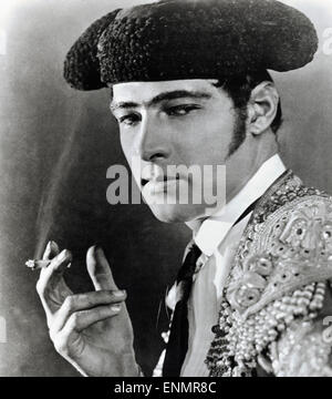 Acteurs et Actrices der italienischstämmige Rudolph Valentino (1895 - 1926), hier à von Filmrolle im Film dans den 1920er Jahren. Bloo Banque D'Images