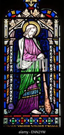 Saint Jude des vitraux, la grande église St James, Claydon, Oxfordshire, England, UK Banque D'Images