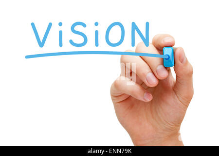 La main Vision avec marqueur bleu sur transparent conseil essuyer isolé sur blanc. Banque D'Images