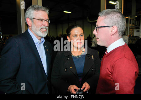 Gerry Adams, Mary Lou McDonald et Niall O Donnghaile (Sinn Fein) Banque D'Images