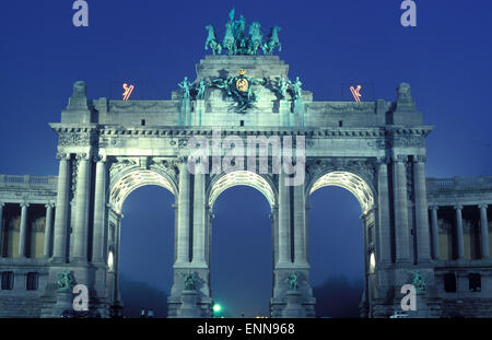 BEL, Belgique, Bruxelles, l'Arc de triomphe au Palais du Chinquantenaire. BEL, Belgien, Bruessel, der Triumphbogen suis Palais Banque D'Images